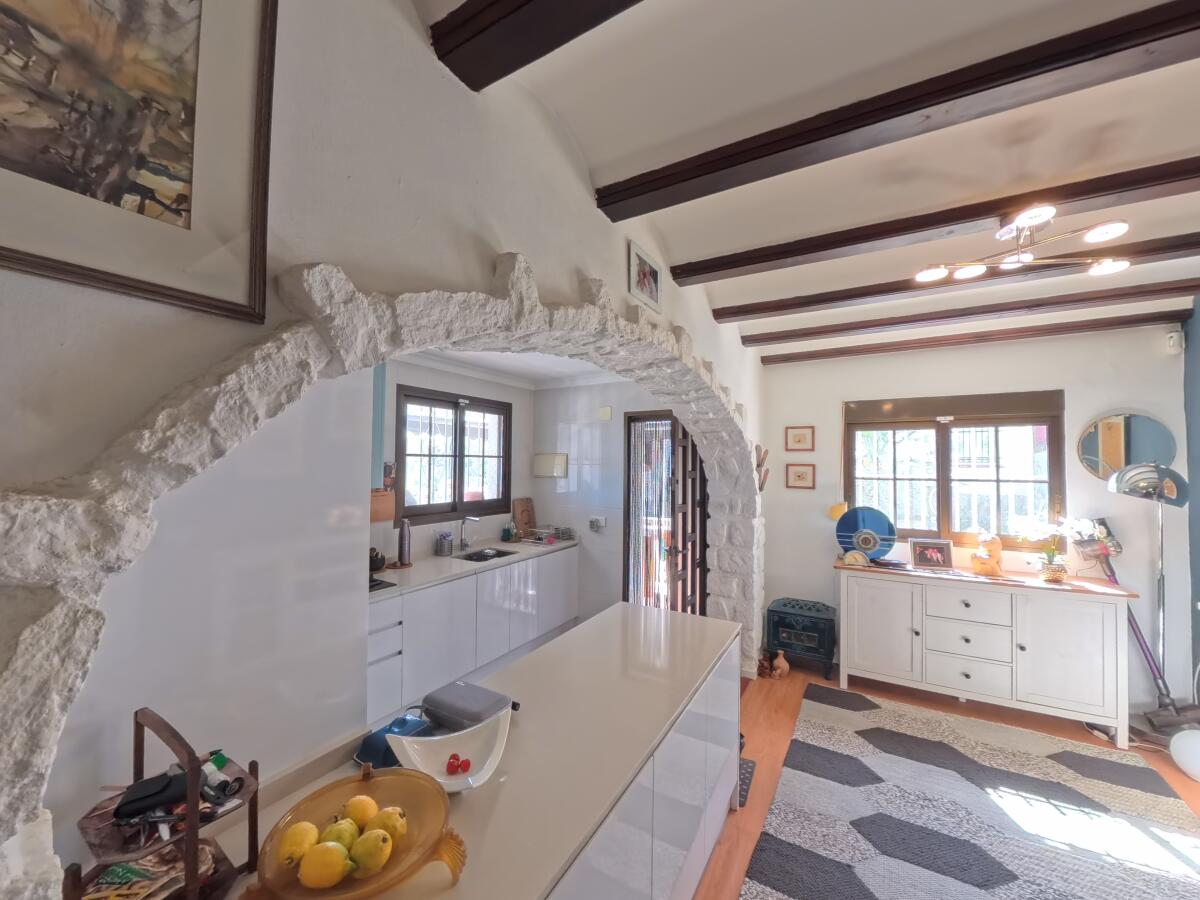 Villa de luxe à Las Rotas, Dénia : piscine privée et vue sur la mer