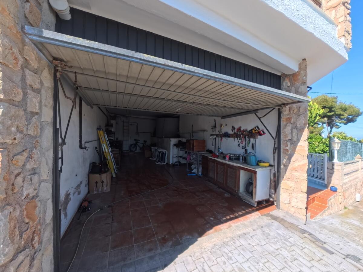 Villa de luxe à Las Rotas, Dénia : piscine privée et vue sur la mer