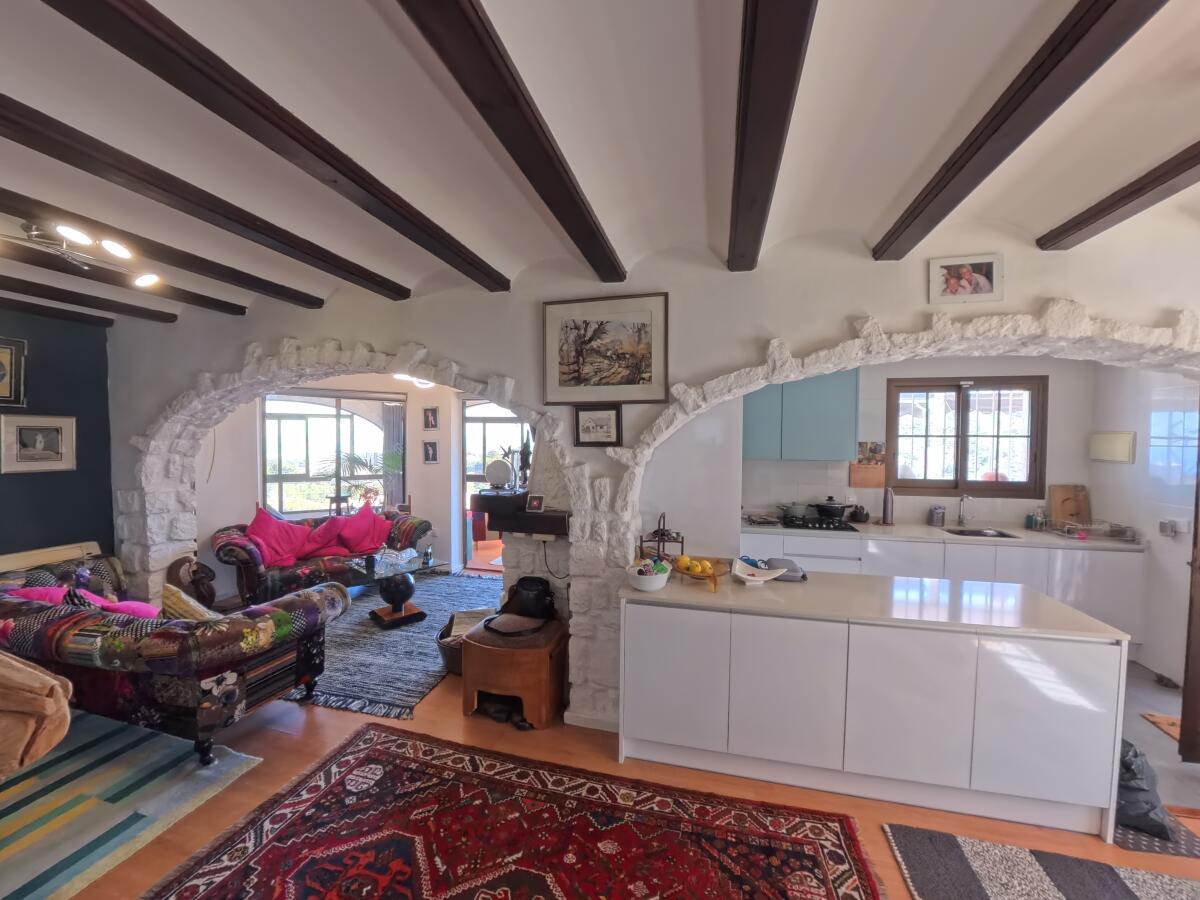 Villa de luxe à Las Rotas, Dénia : piscine privée et vue sur la mer