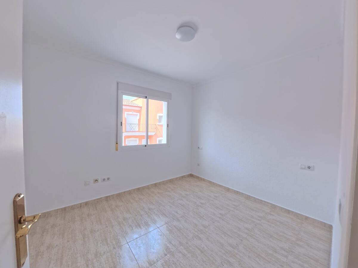 Maison prête à emménager, 3 chambres, proche du centre‑ville