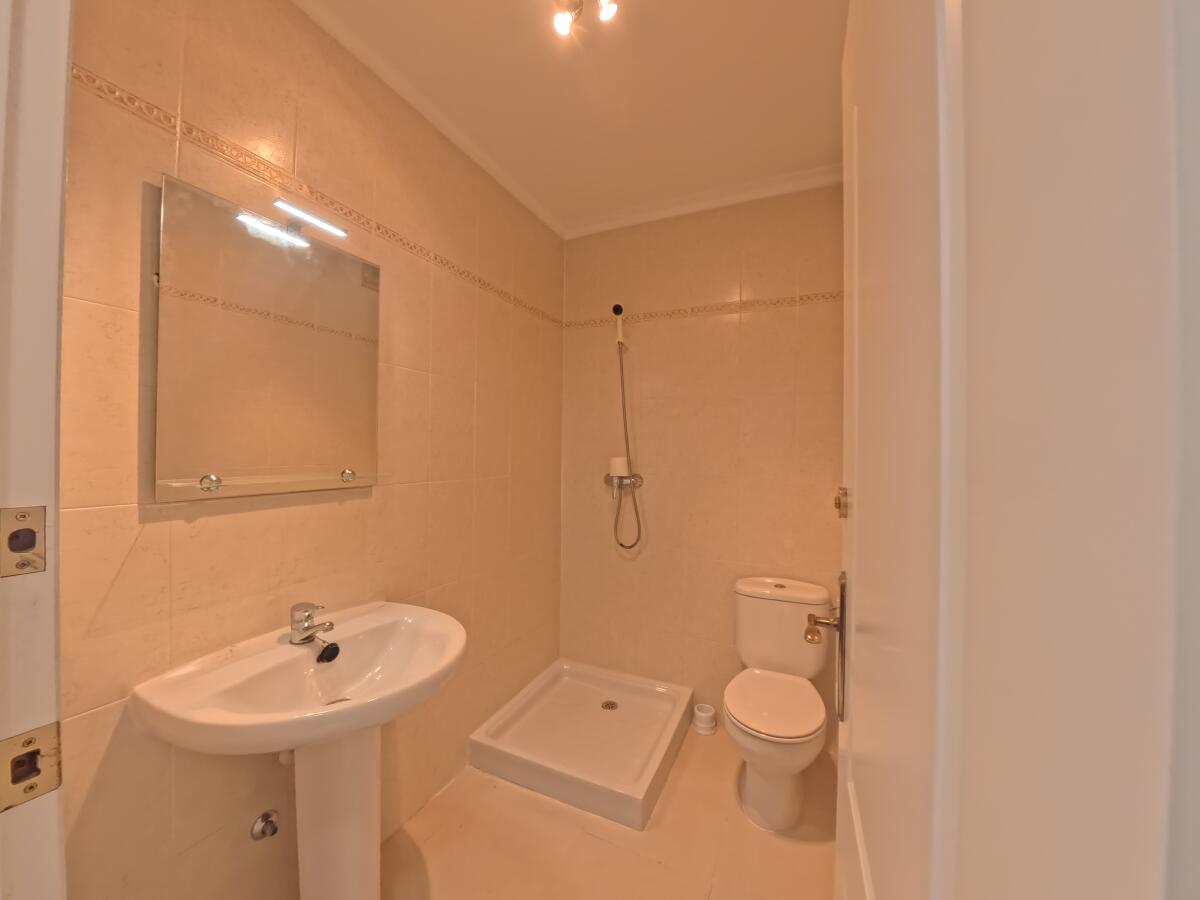 Maison prête à emménager, 3 chambres, proche du centre‑ville