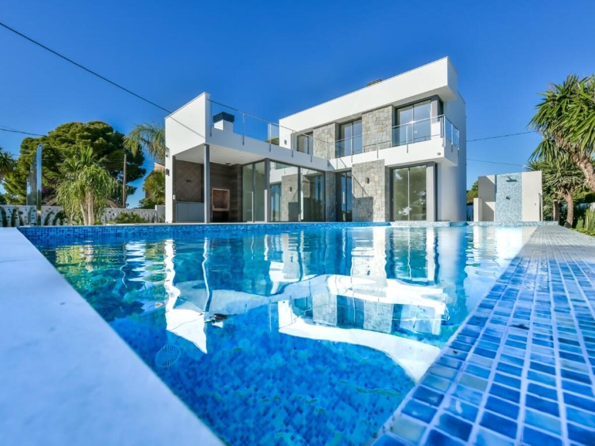 Villa 4 Chambres à vendre à Calpe