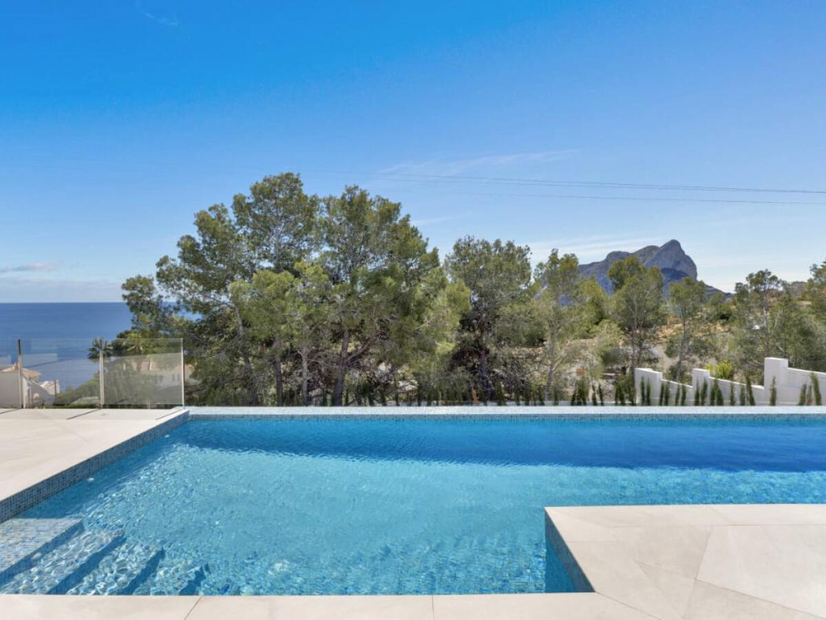 Villa 5 Chambres à vendre à Calpe