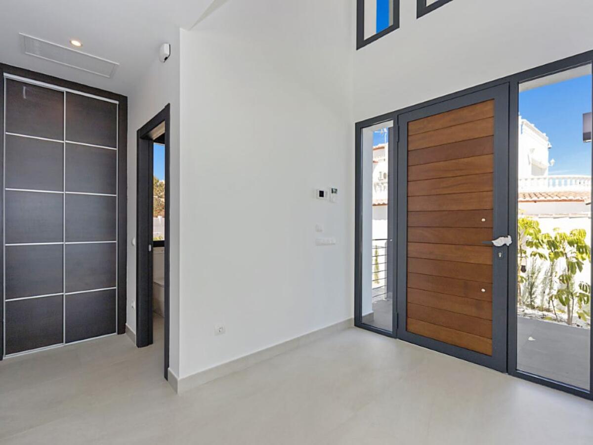Villa 5 Chambres à vendre à Calpe