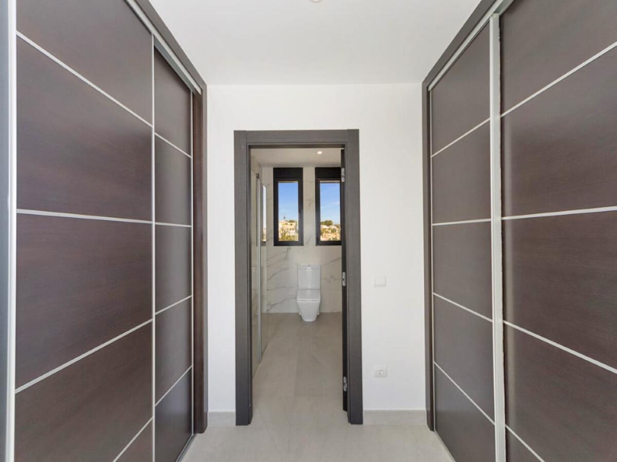 Villa 5 Chambres à vendre à Calpe