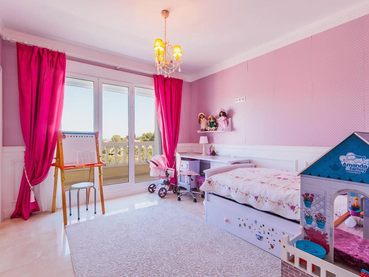 Villa 6 Chambres à vendre à Denia
