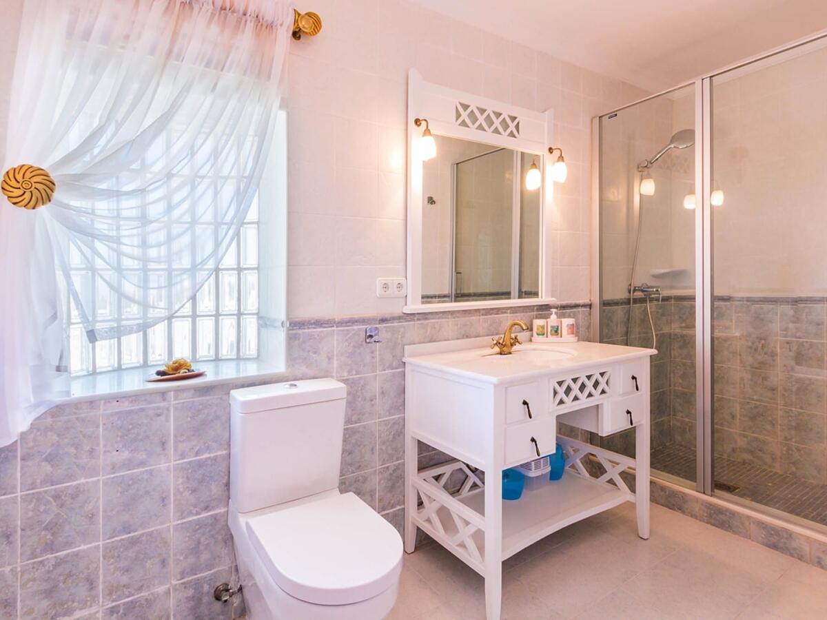 Villa 6 Chambres à vendre à Denia