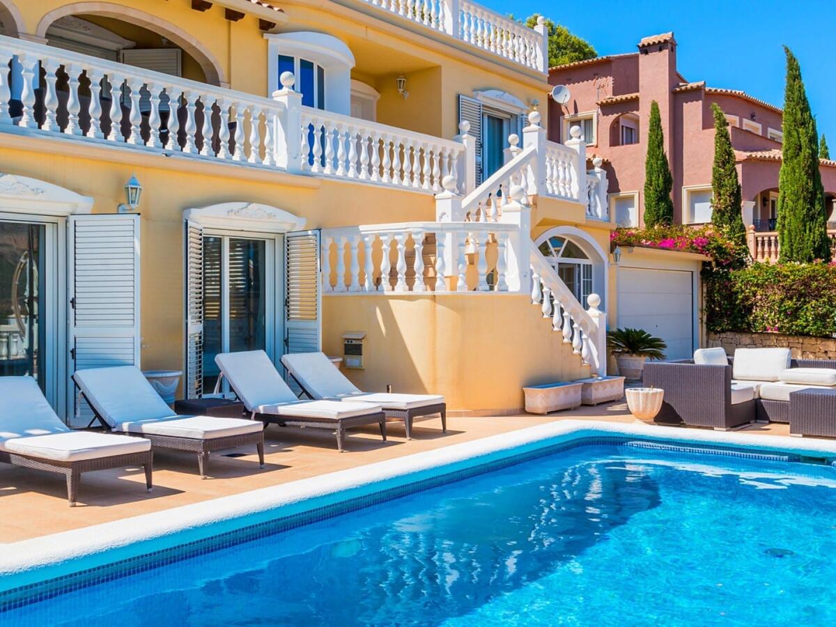 Villa 6 Chambres à vendre à Denia