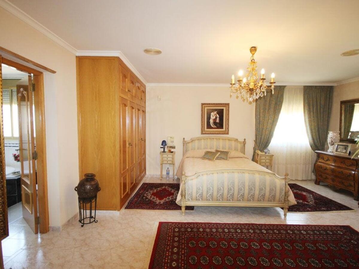 Villa 7 Chambres à vendre à Gandia