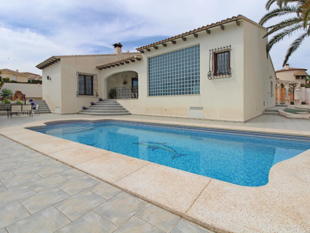 Villa 2 Chambres à vendre à Calpe
