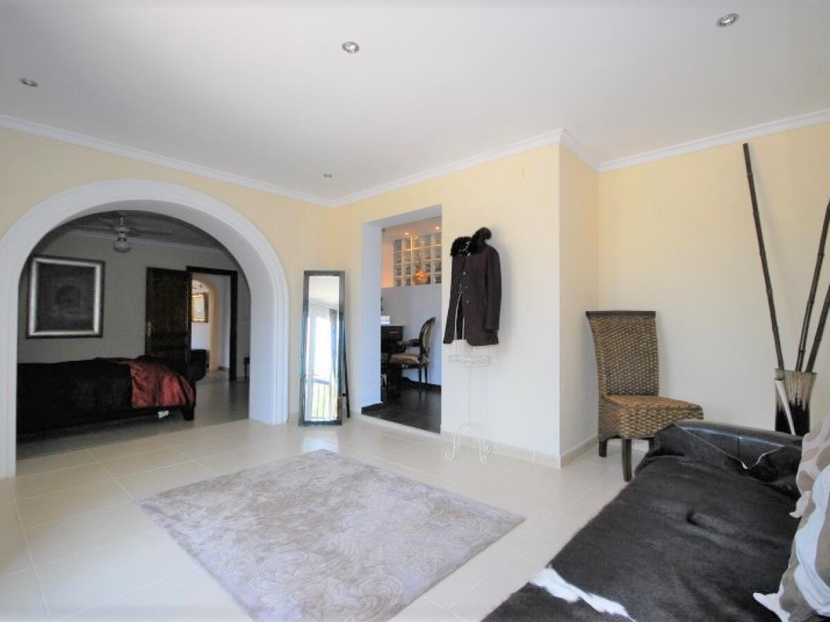 Villa 6 Chambres à vendre à Benissa La Fustera