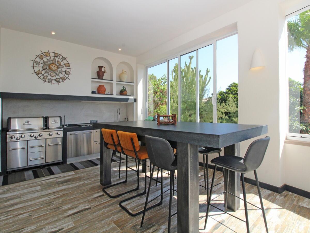 Villa 5 Chambres à vendre à Moraira