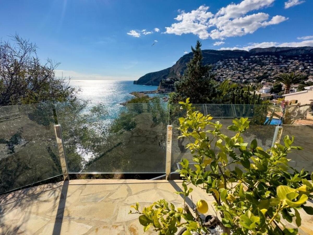 Villa 4 Chambres à vendre à Calpe
