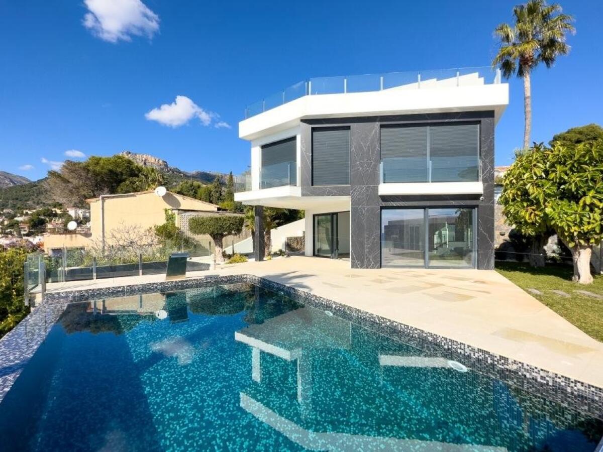 Villa 4 Chambres à vendre à Calpe