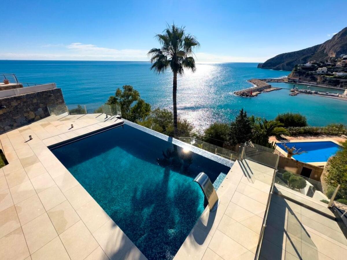 Villa 4 Chambres à vendre à Calpe