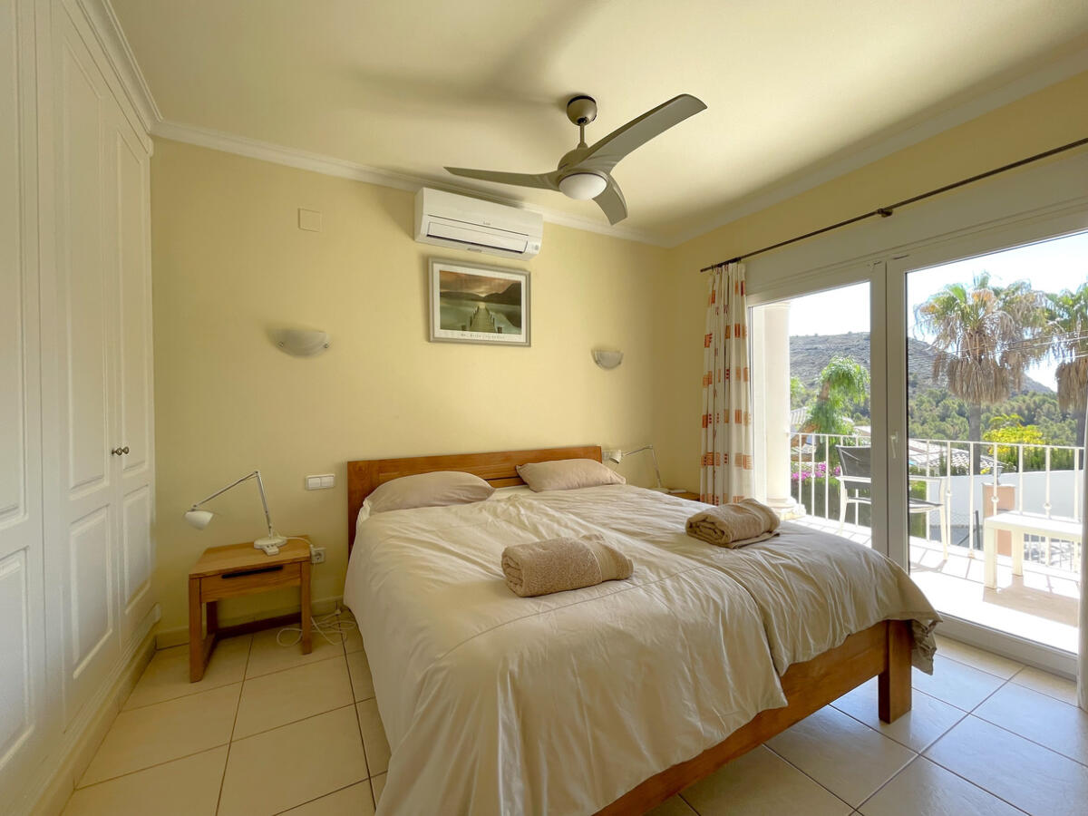 Villa 5 Chambres à vendre à Moraira