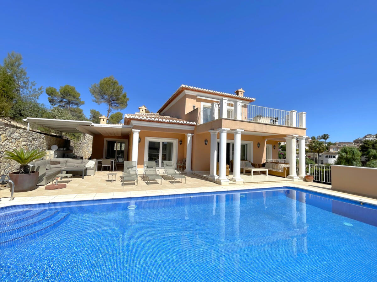 Villa 5 Chambres à vendre à Moraira