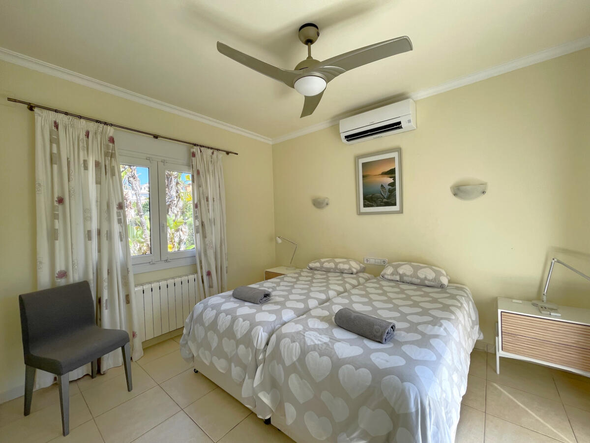 Villa 5 Chambres à vendre à Moraira