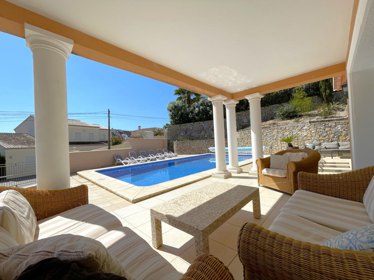 Villa 5 Chambres à vendre à Moraira